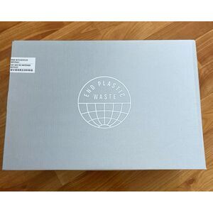 Adidas empty‎ shoe box